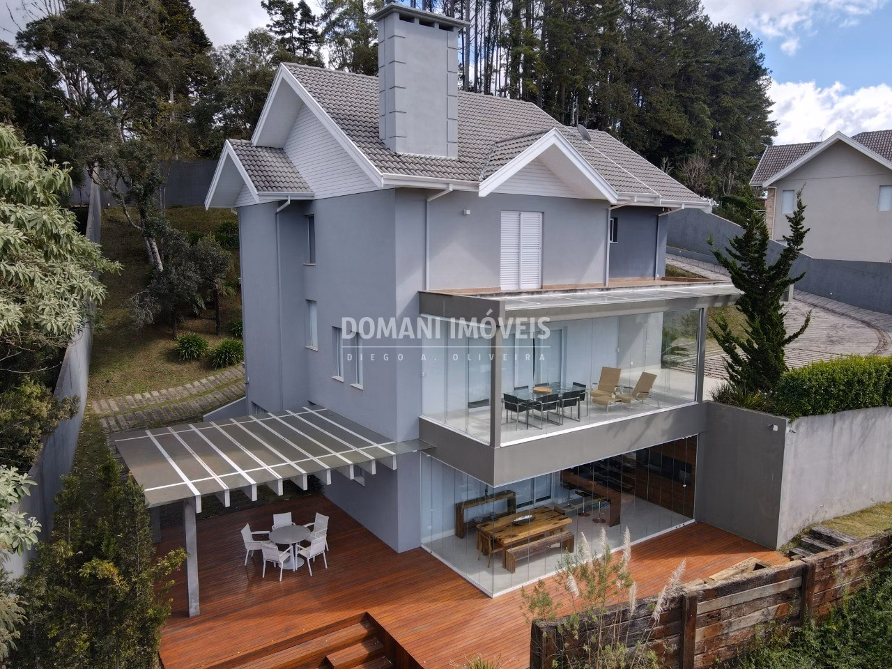 House of 1,050 m² in Campos do Jordão, SP, Brazil