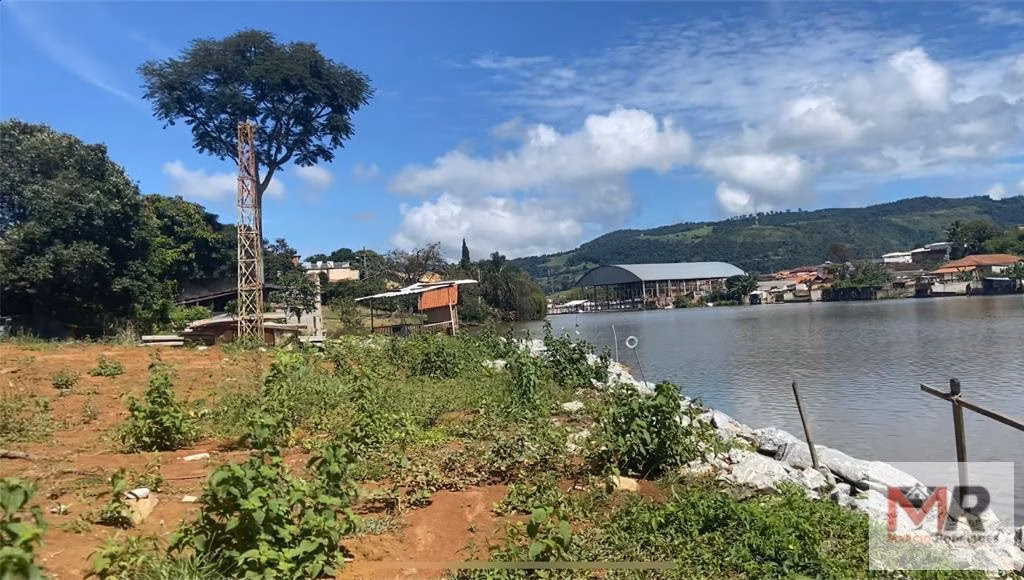 Chácara de 2.160 m² em São Gonçalo do Sapucaí, MG