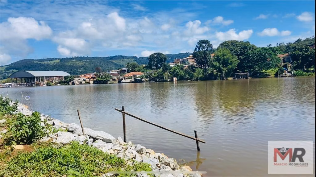 Chácara de 2.160 m² em São Gonçalo do Sapucaí, MG