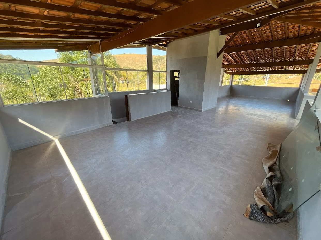 Chácara de 1.500 m² em São José dos Campos, SP