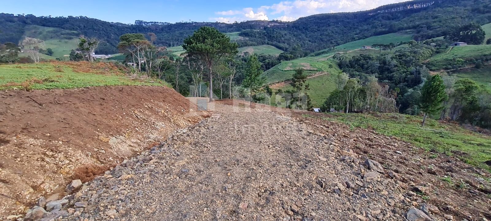 Chácara de 28 ha em Alfredo Wagner, SC