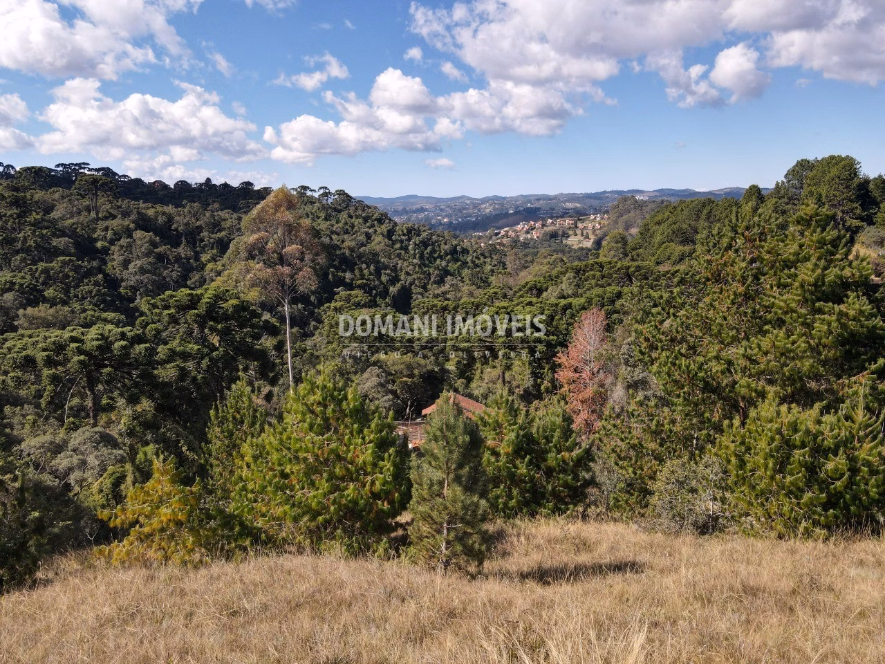 Plot of 2,210 m² in Campos do Jordão, SP, Brazil