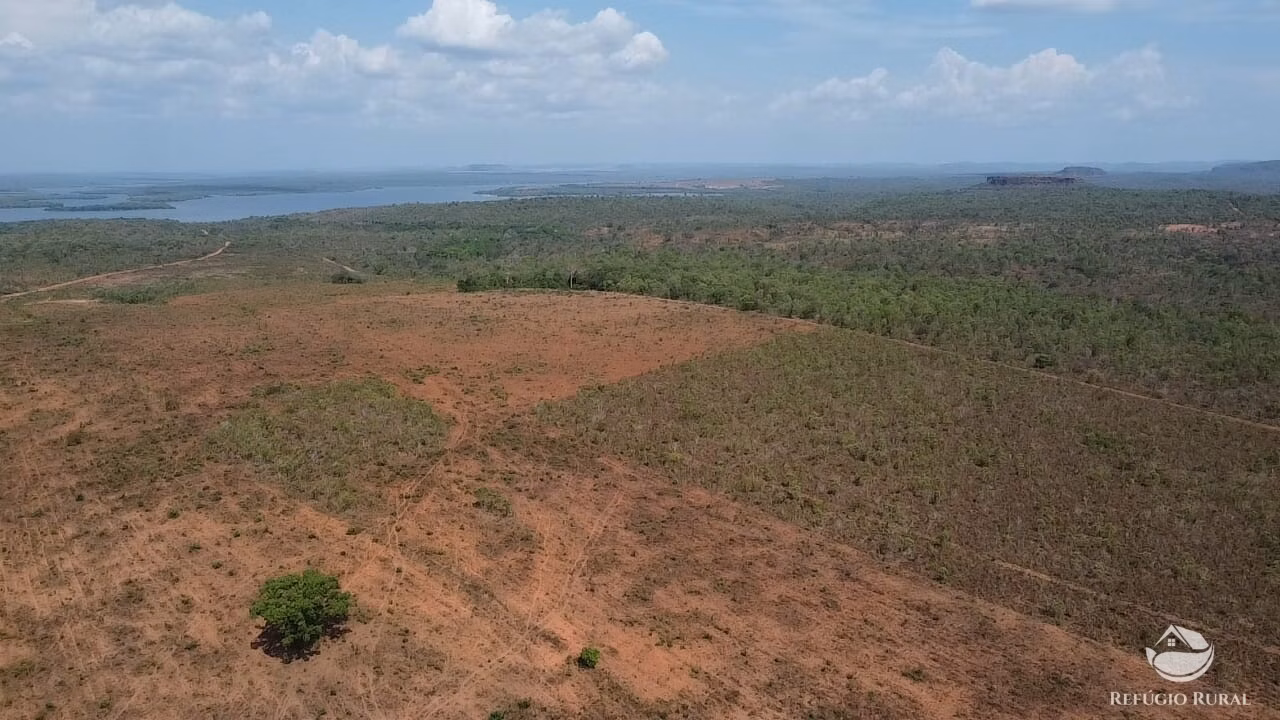 Fazenda de 2.552 ha em Paranã, TO