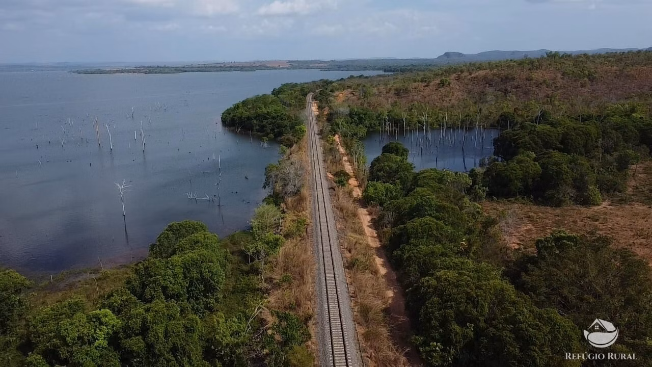 Fazenda de 2.552 ha em Paranã, TO