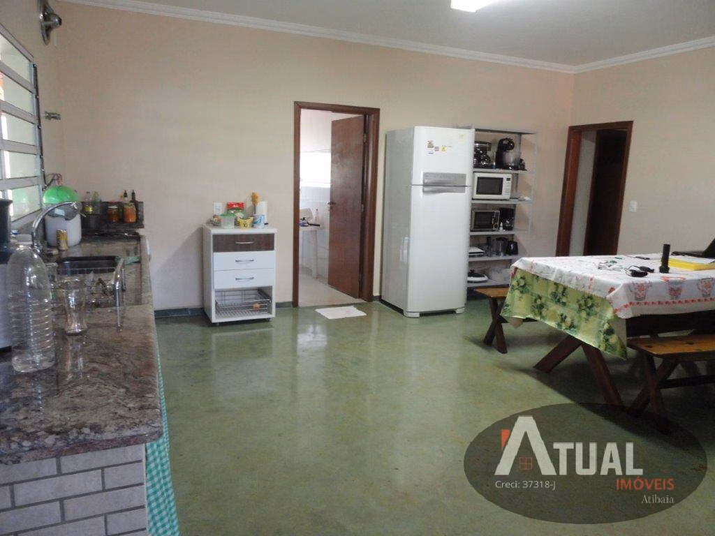 Chácara de 3.000 m² em Piracaia, SP