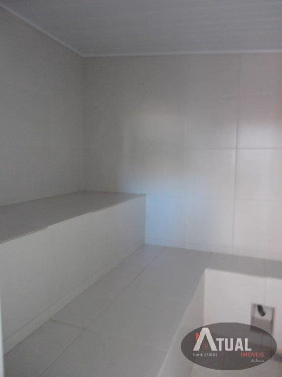 Chácara de 3.000 m² em Piracaia, SP