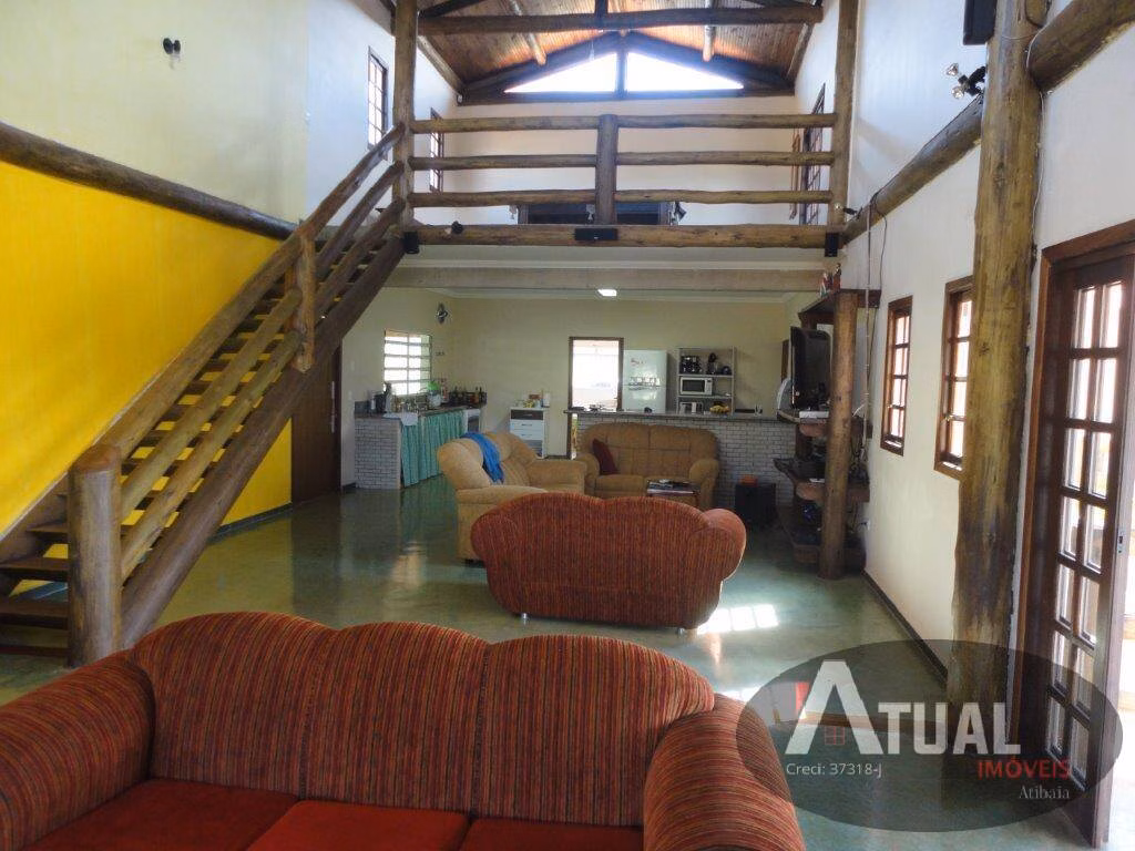 Chácara de 3.000 m² em Piracaia, SP