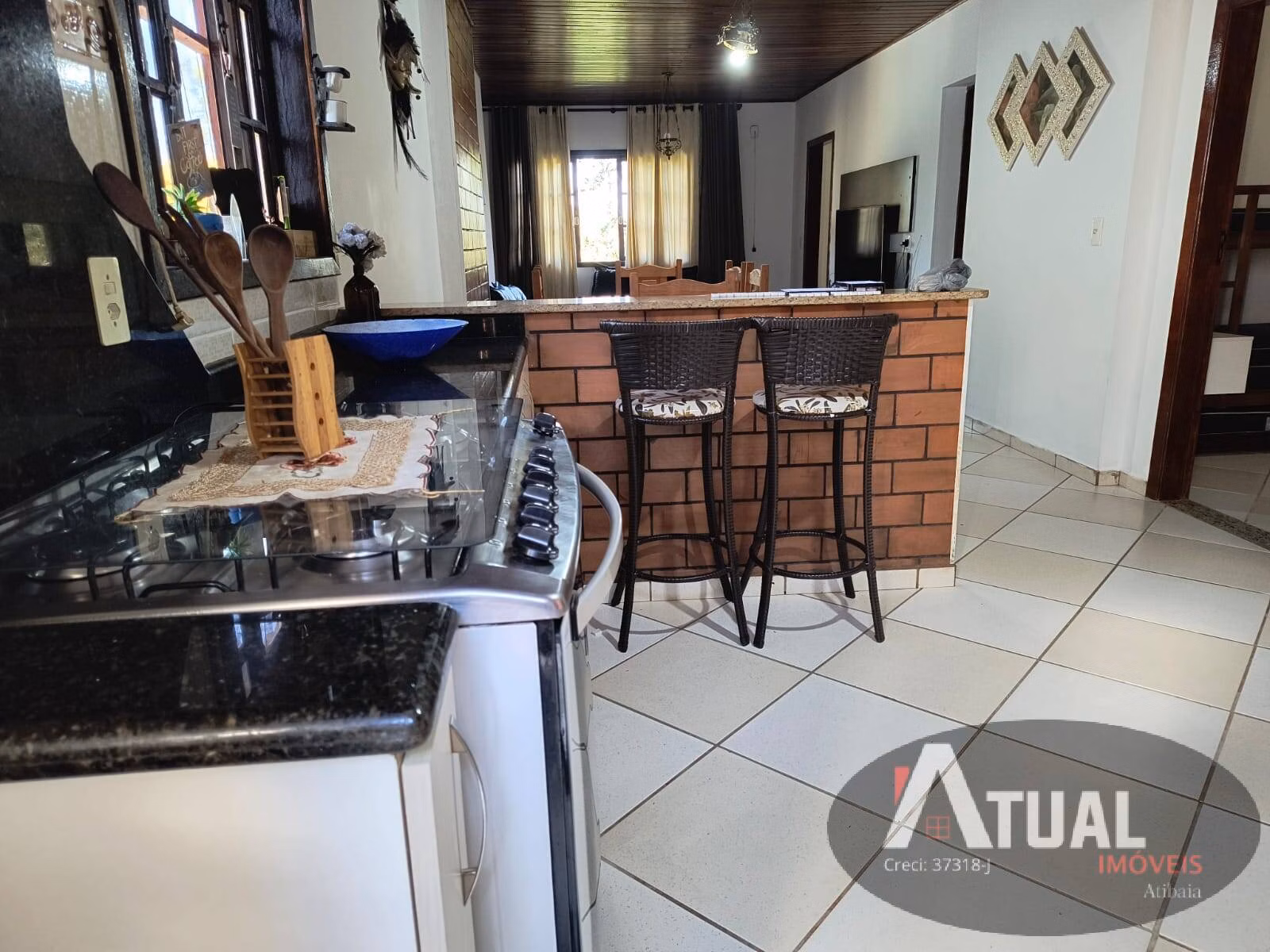 Casa de 1.200 m² em Mairiporã, SP