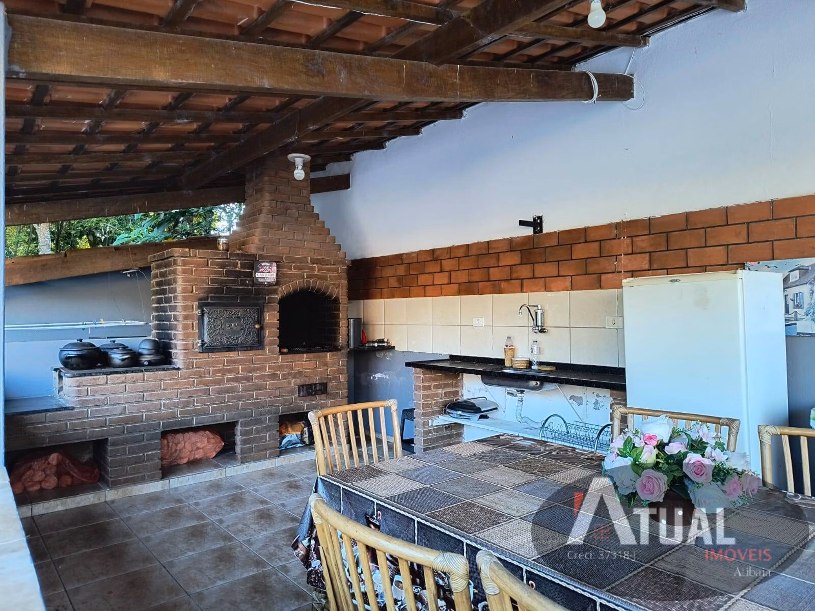 Casa de 1.200 m² em Mairiporã, SP