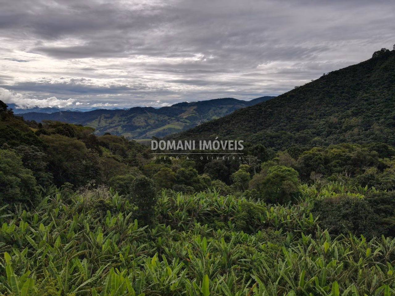 Plot of 1,890 m² in Campos do Jordão, SP, Brazil