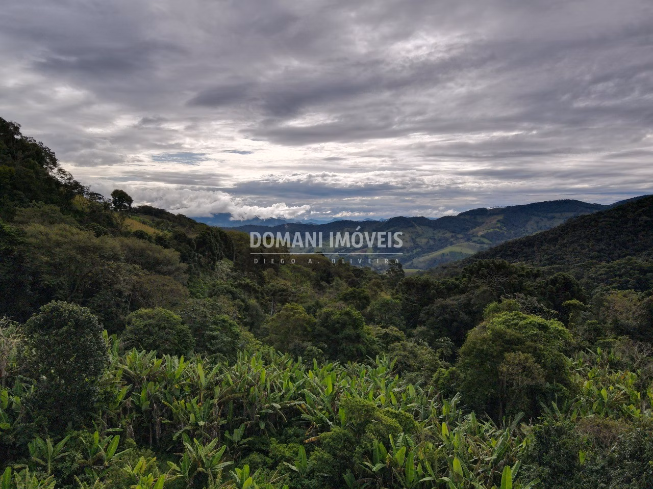 Plot of 1,890 m² in Campos do Jordão, SP, Brazil