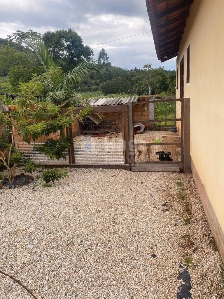 Casa de 330 m² em Nova Trento, SC