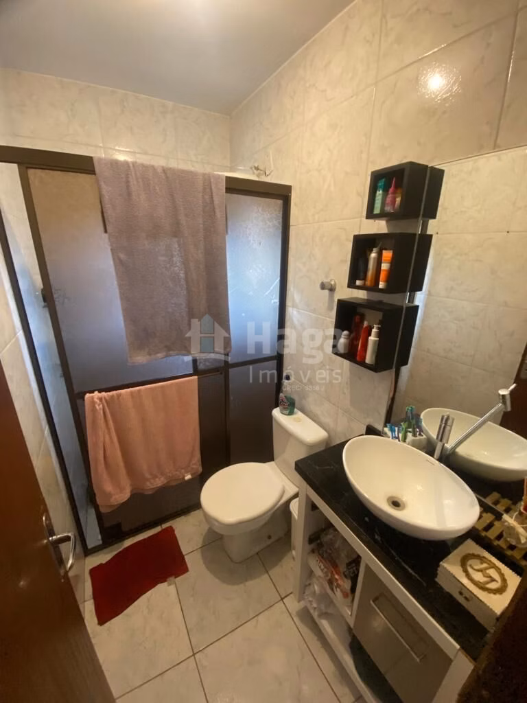 Casa de 330 m² em Nova Trento, SC