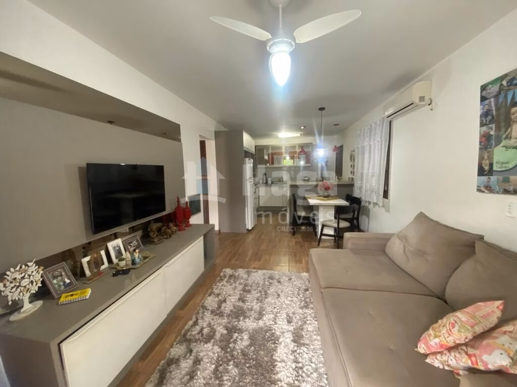 Casa de 330 m² em Nova Trento, SC