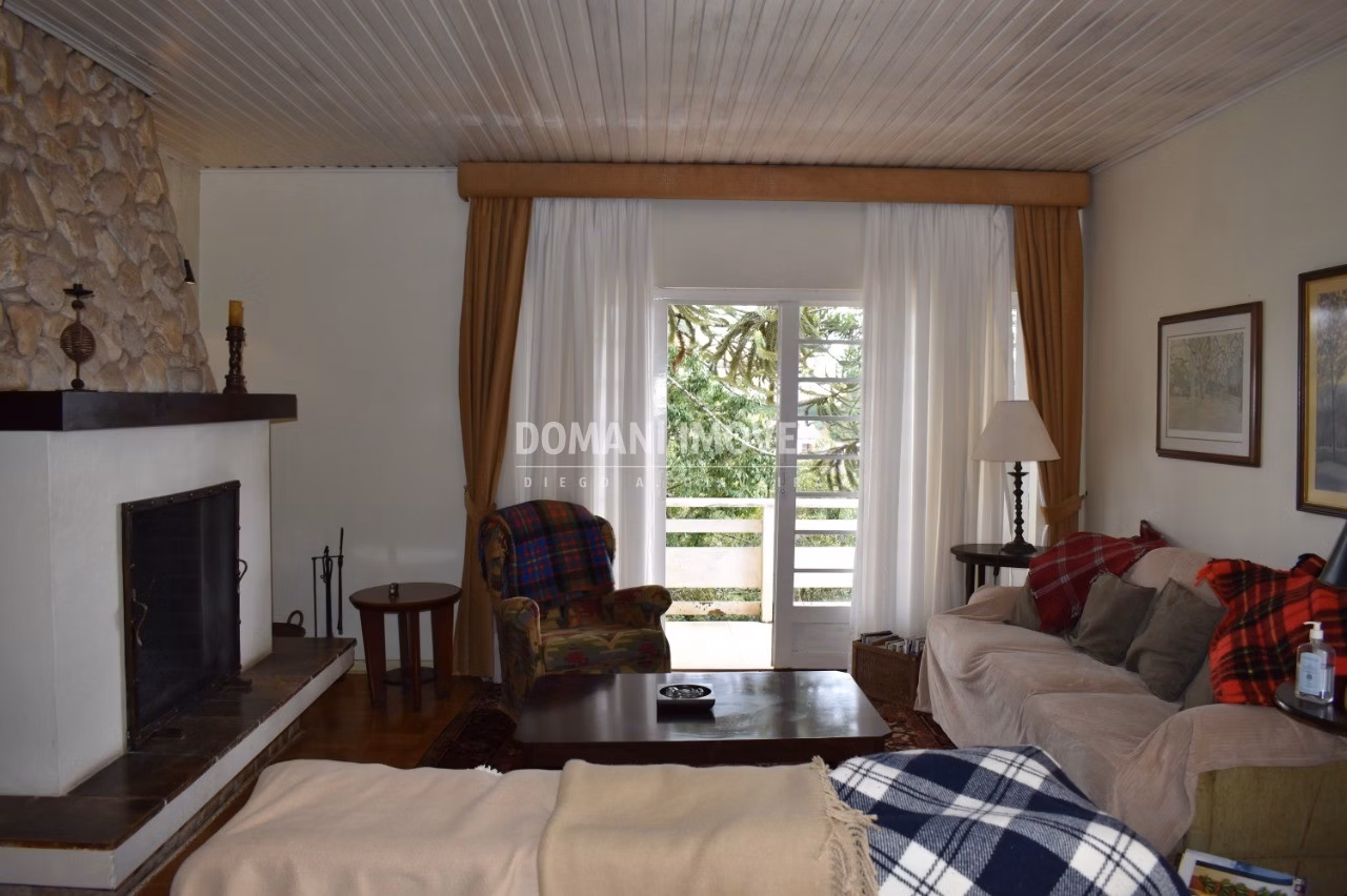 House of 3,400 m² in Campos do Jordão, SP, Brazil