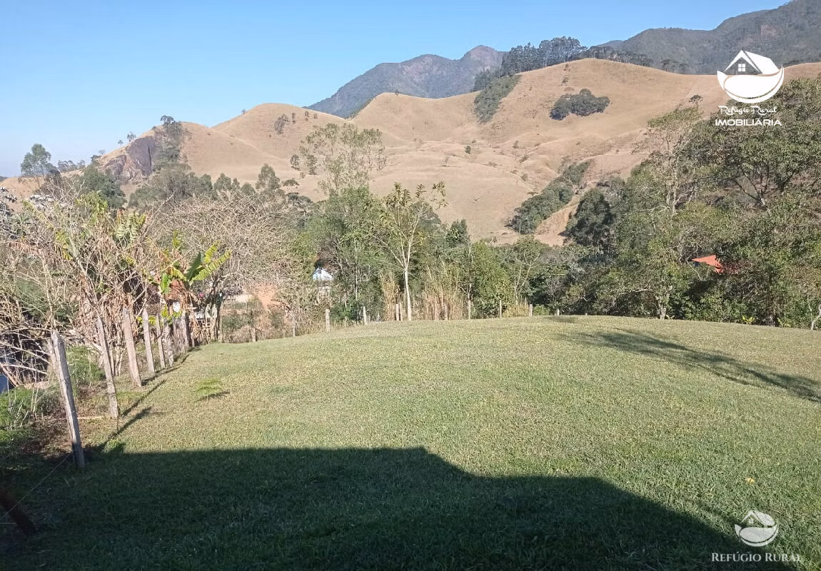 Chácara de 5.800 m² em São José dos Campos, SP