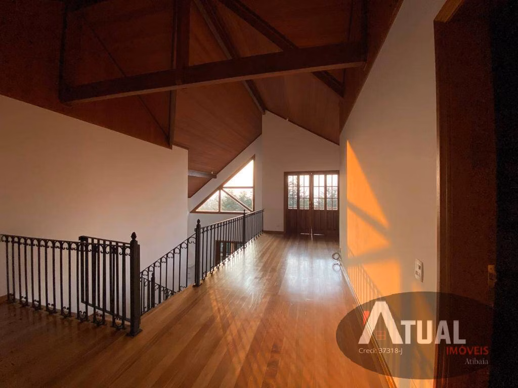 Casa de 2.033 m² em Mairiporã, SP