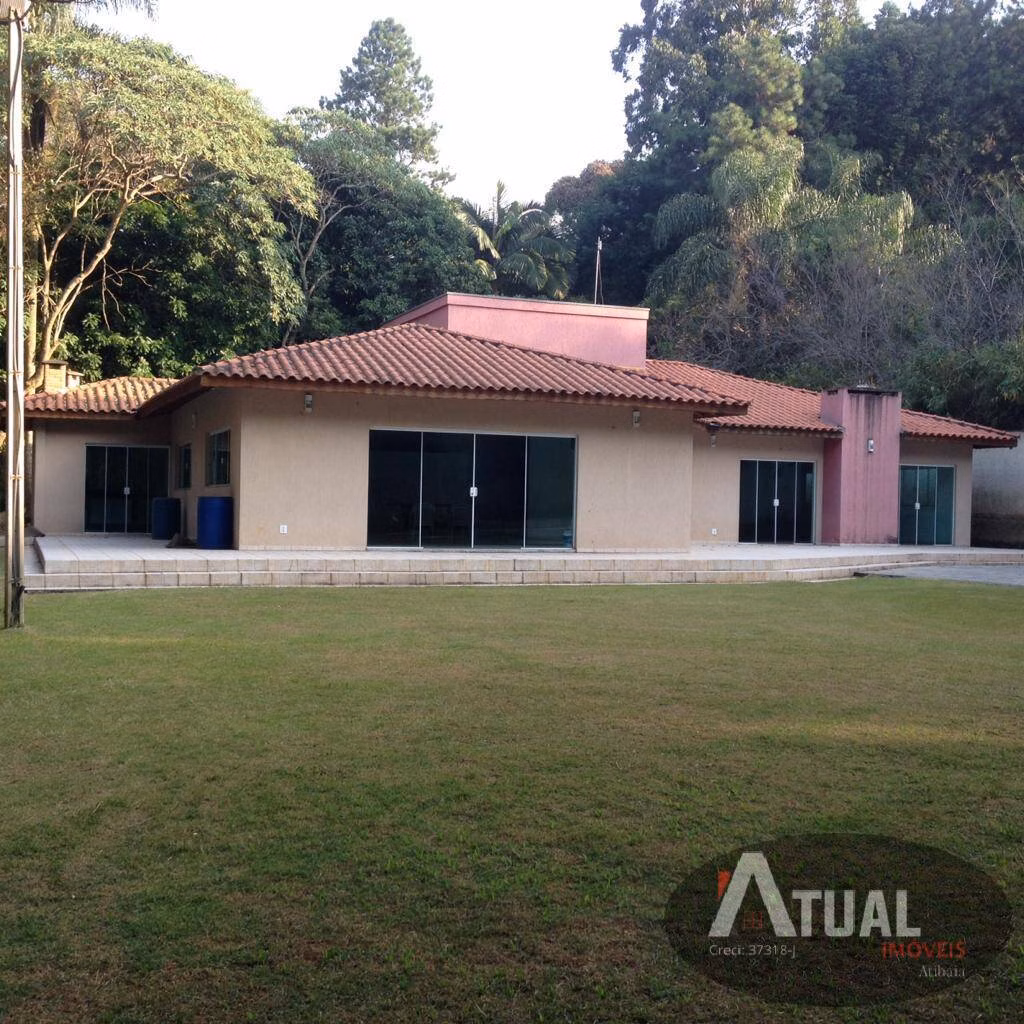 Casa de 2.033 m² em Mairiporã, SP
