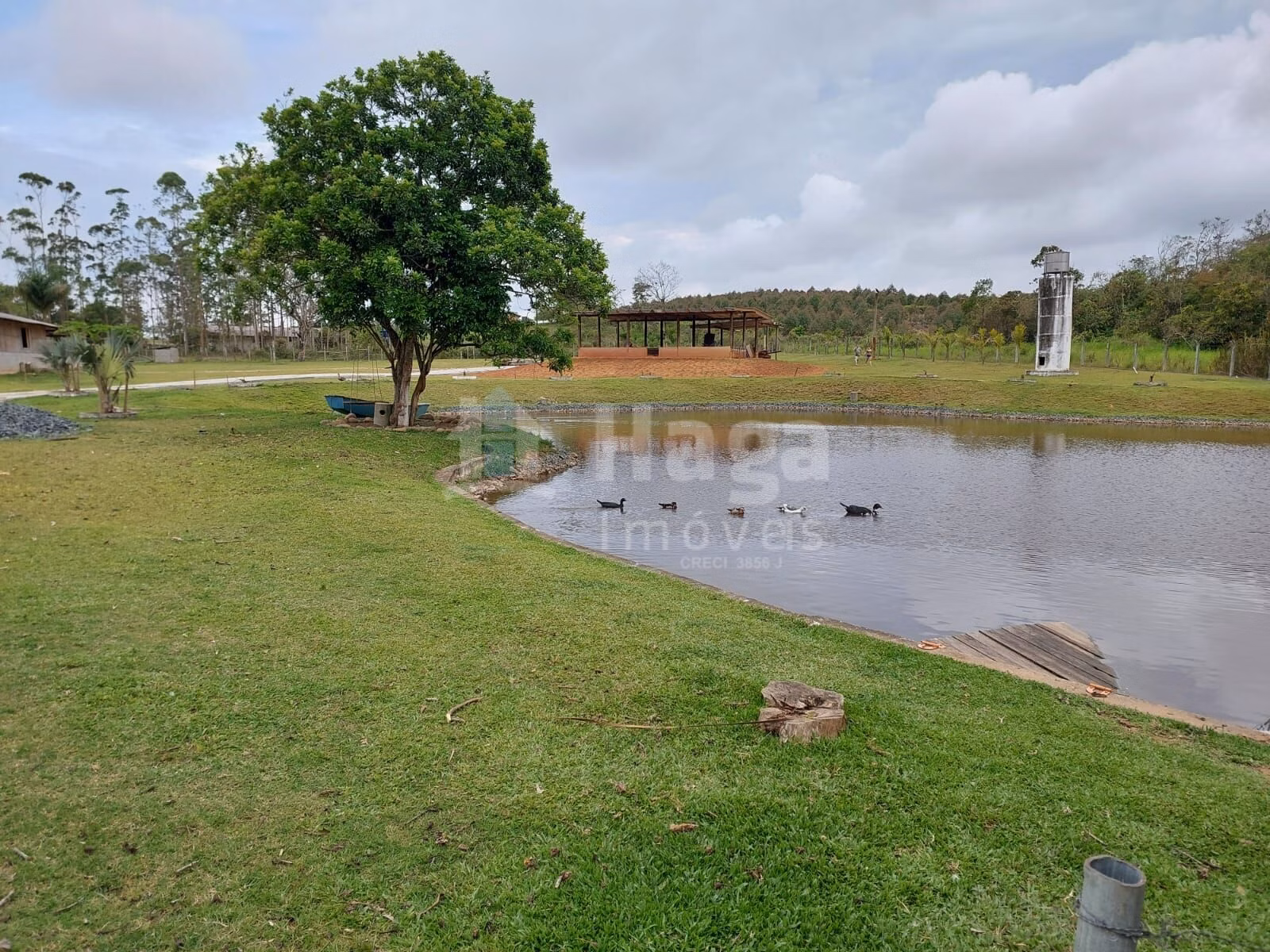Fazenda de 1 ha em Balneário Piçarras, SC
