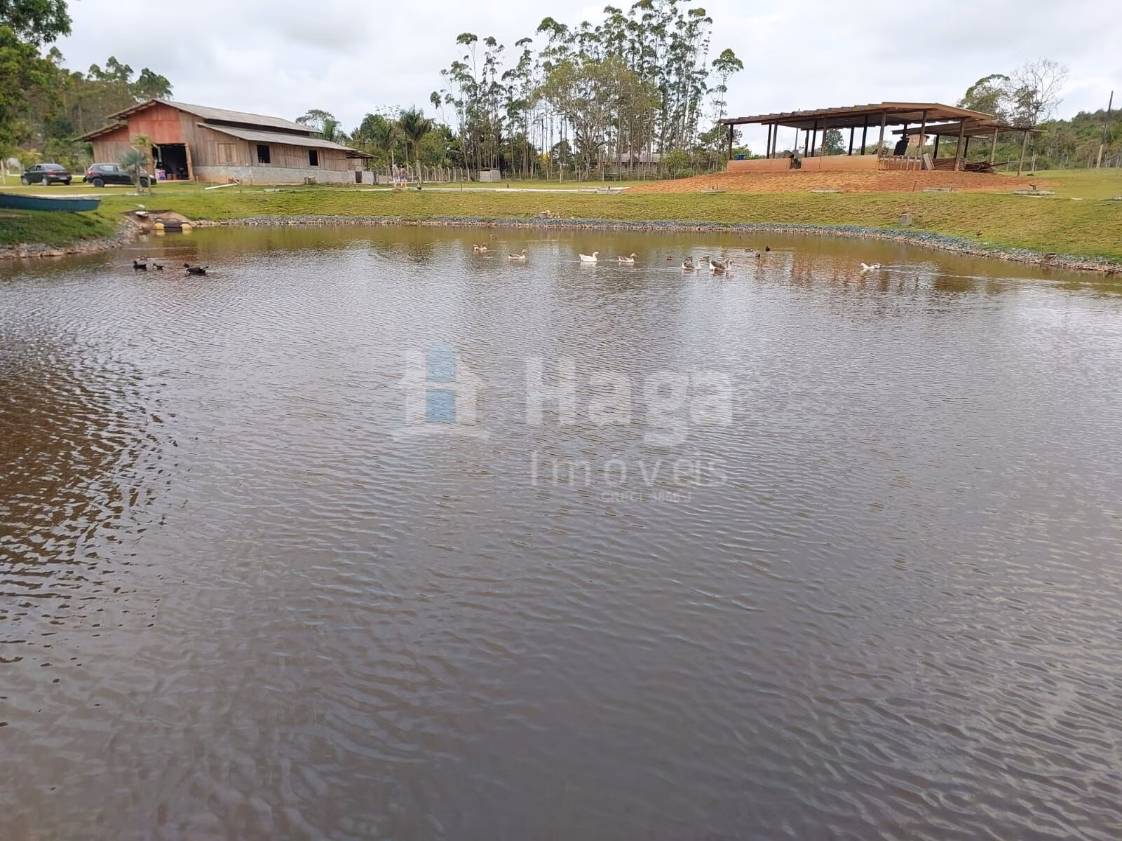 Fazenda de 1 ha em Balneário Piçarras, SC