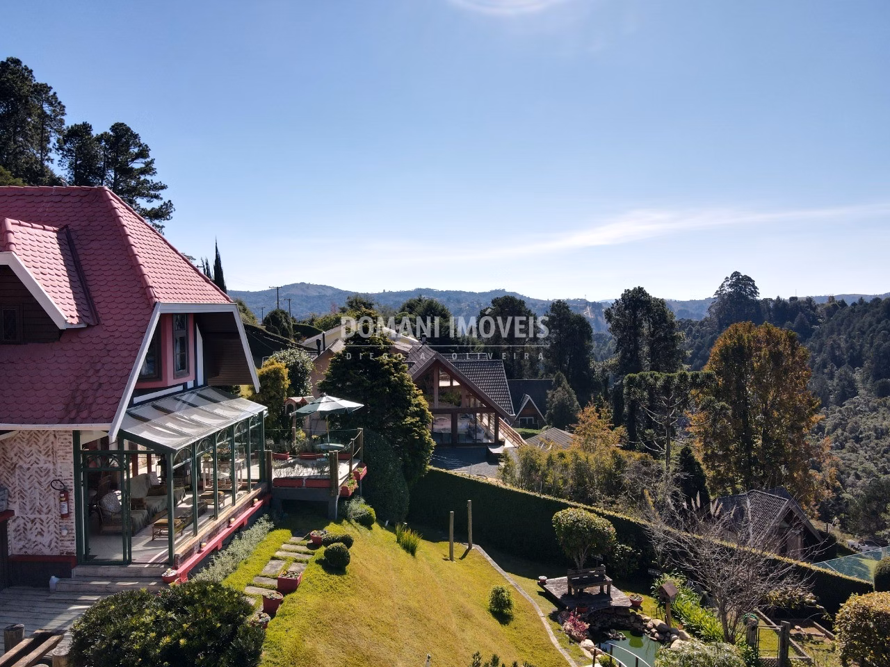 Casa de 1.140 m² em Campos do Jordão, SP