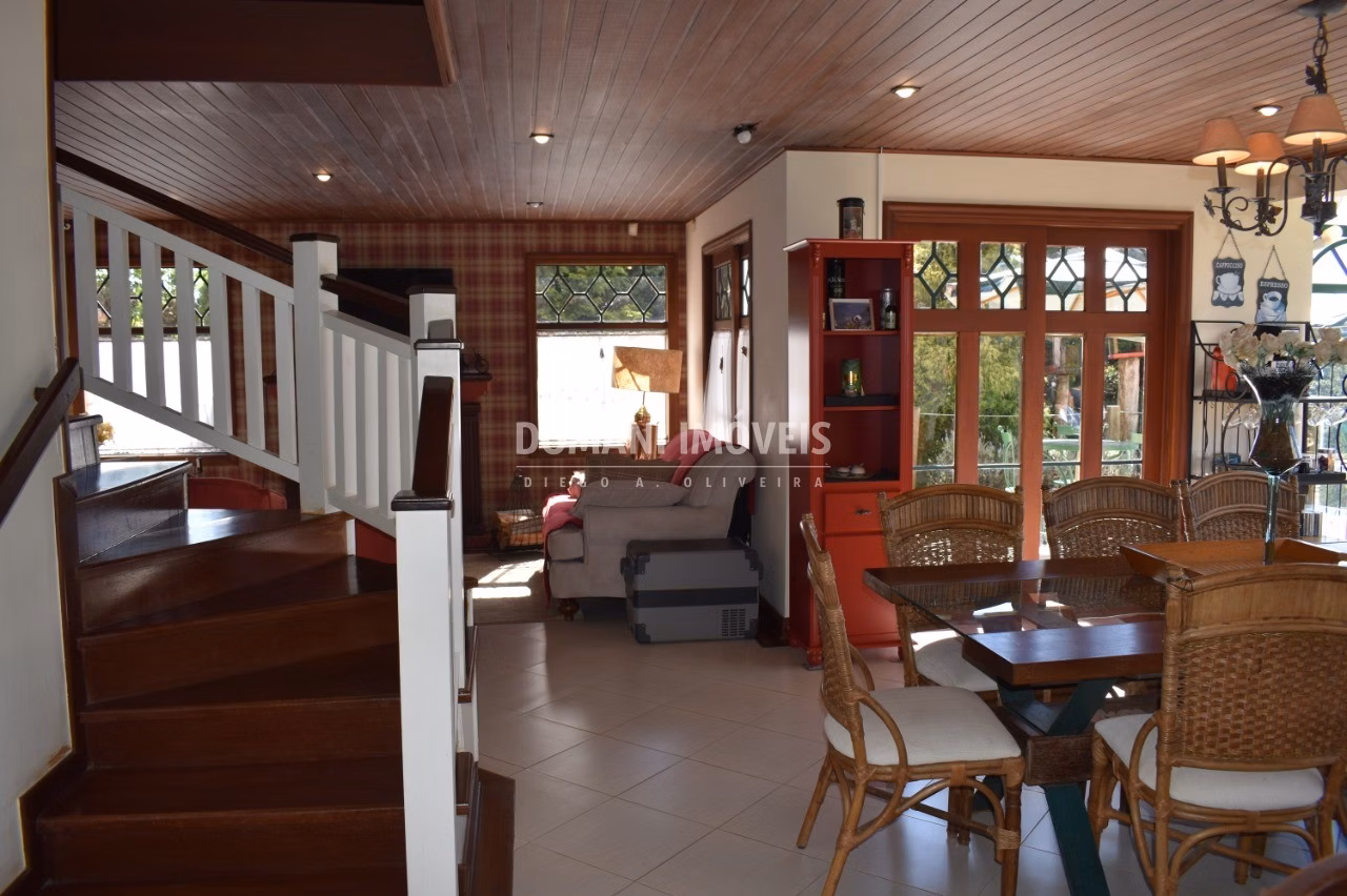 House of 1,140 m² in Campos do Jordão, SP, Brazil