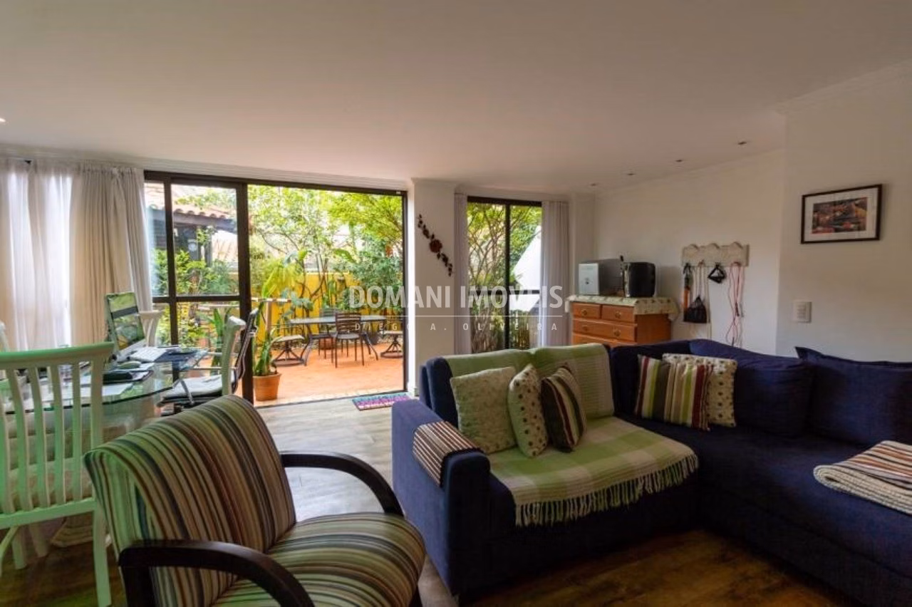 Casa de 328 m² em São Paulo, SP