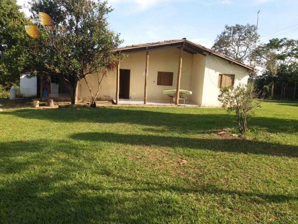 Fazenda de 1.570 ha em Acorizal, MT