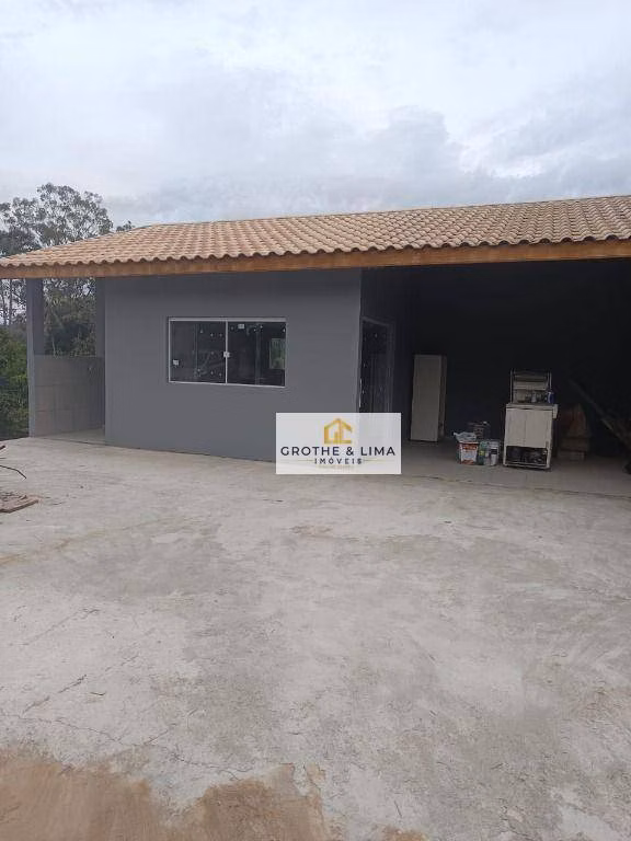 Chácara de 1.600 m² em Caçapava, SP