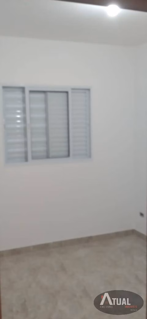 Casa de 140 m² em Mairiporã, SP