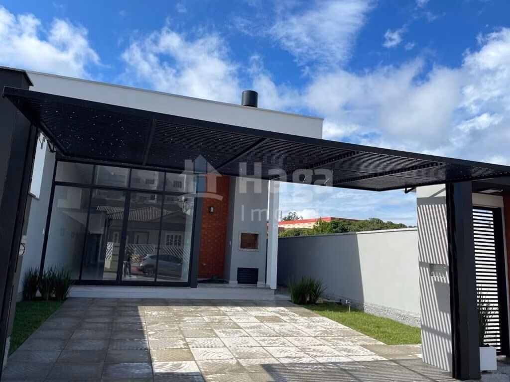 Casa de 105 m² em Brusque, SC