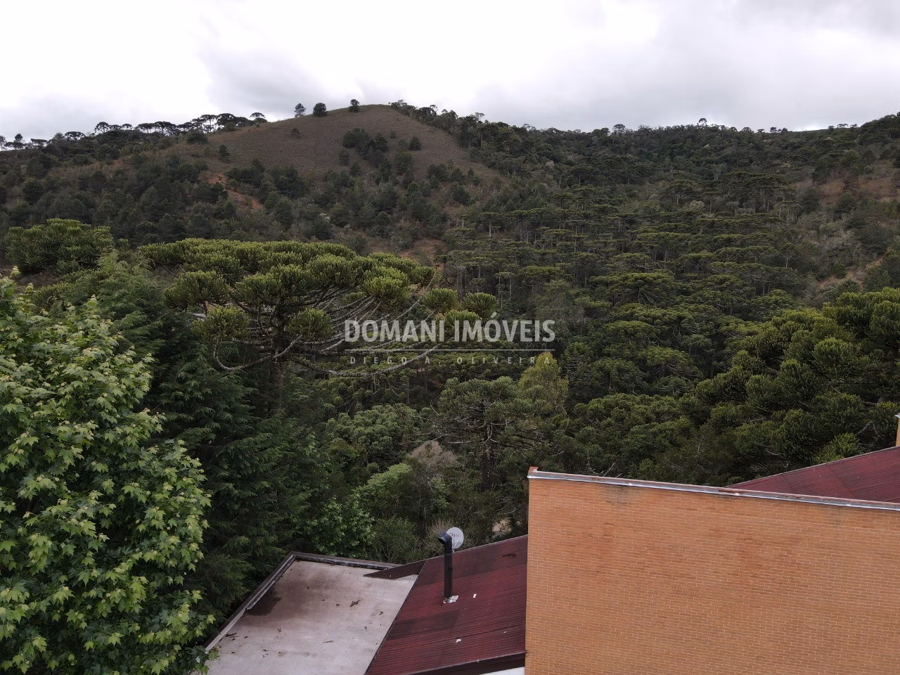 Casa de 1.600 m² em Campos do Jordão, SP