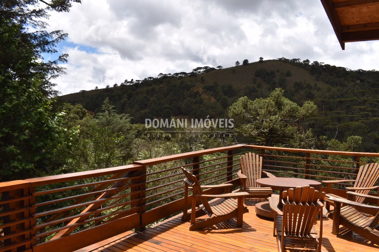 Casa de 1.600 m² em Campos do Jordão, SP