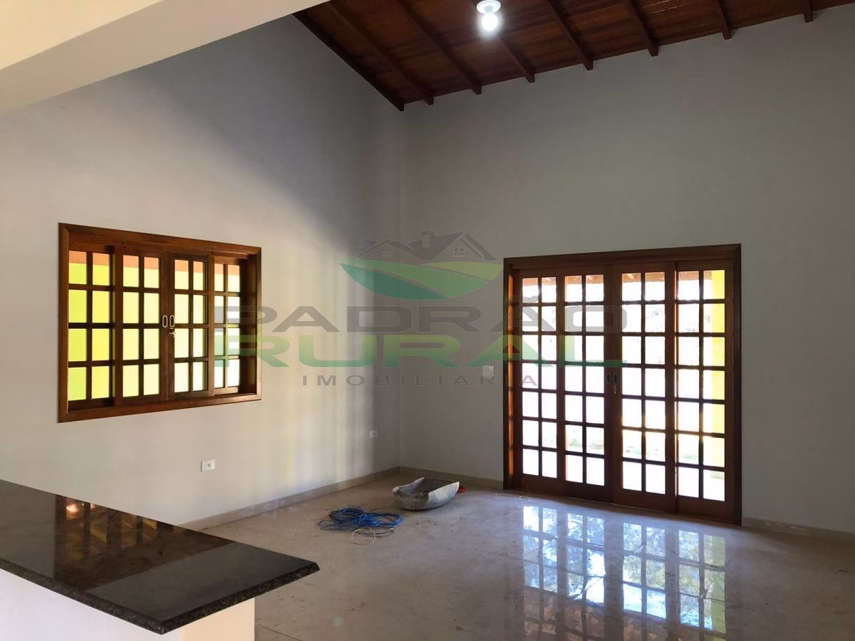 Chácara de 1.000 m² em Mairinque, SP