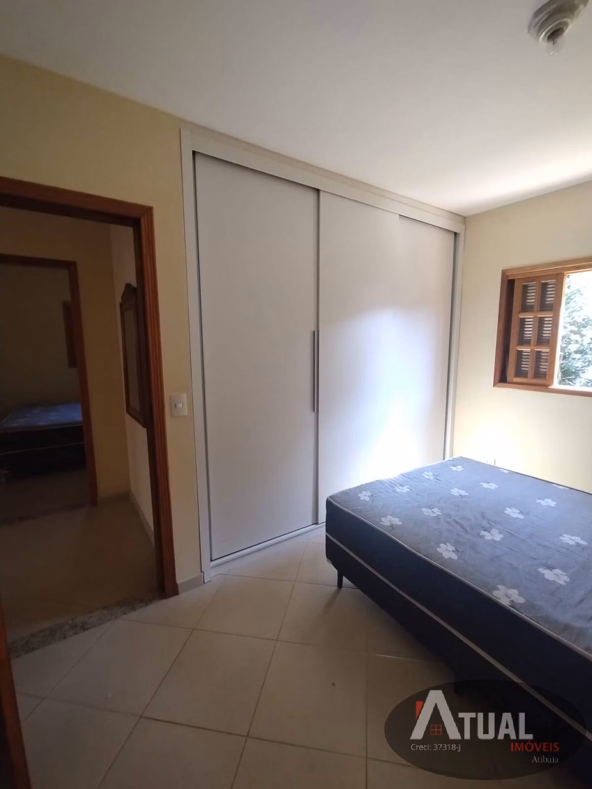 Casa de 650 m² em Mairiporã, SP