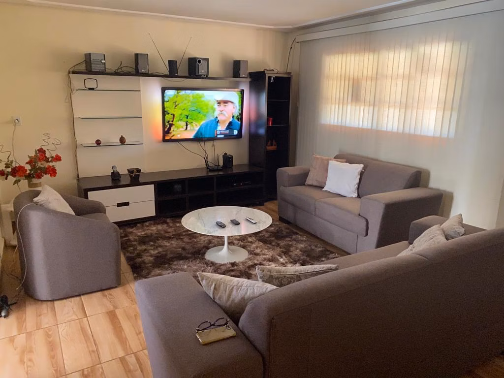 Sítio de 10 ha em São Miguel Arcanjo, SP