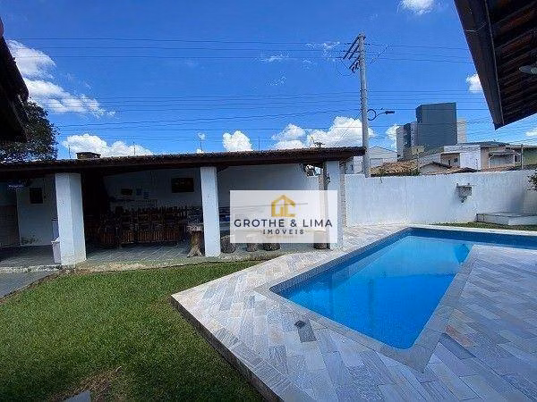 Chácara de 1.513 m² em Pindamonhangaba, SP