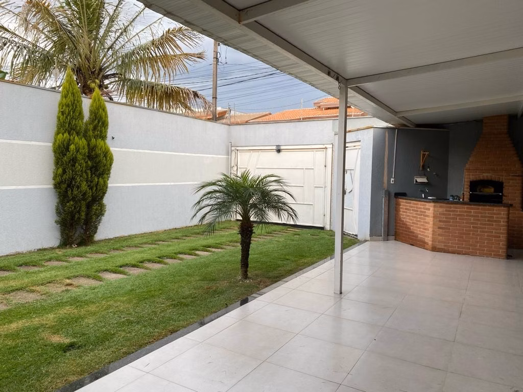 Casa de 250 m² em Santa Bárbara d'Oeste, SP