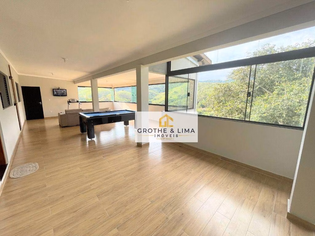 Chácara de 4.000 m² em São José dos Campos, SP