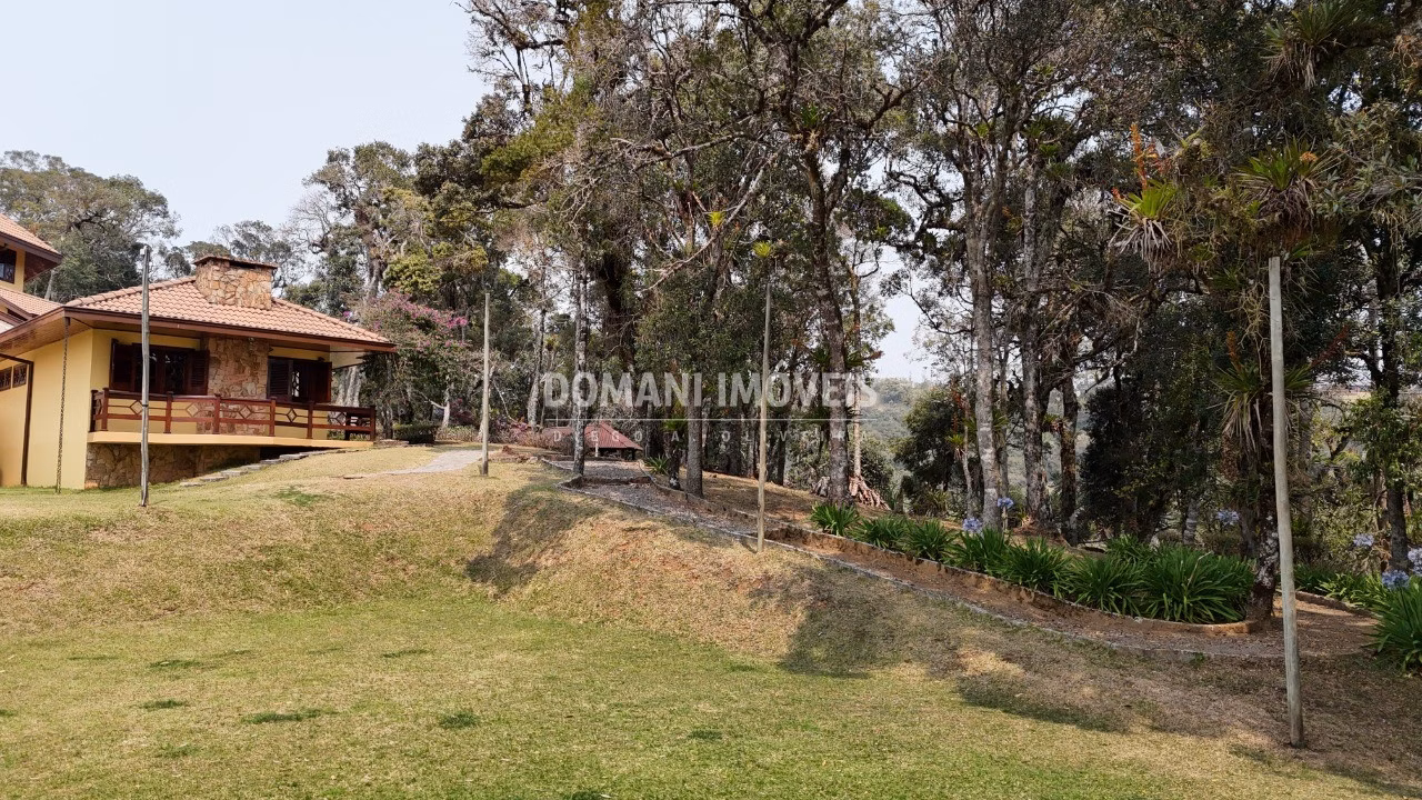 Casa de 5.250 m² em Campos do Jordão, SP