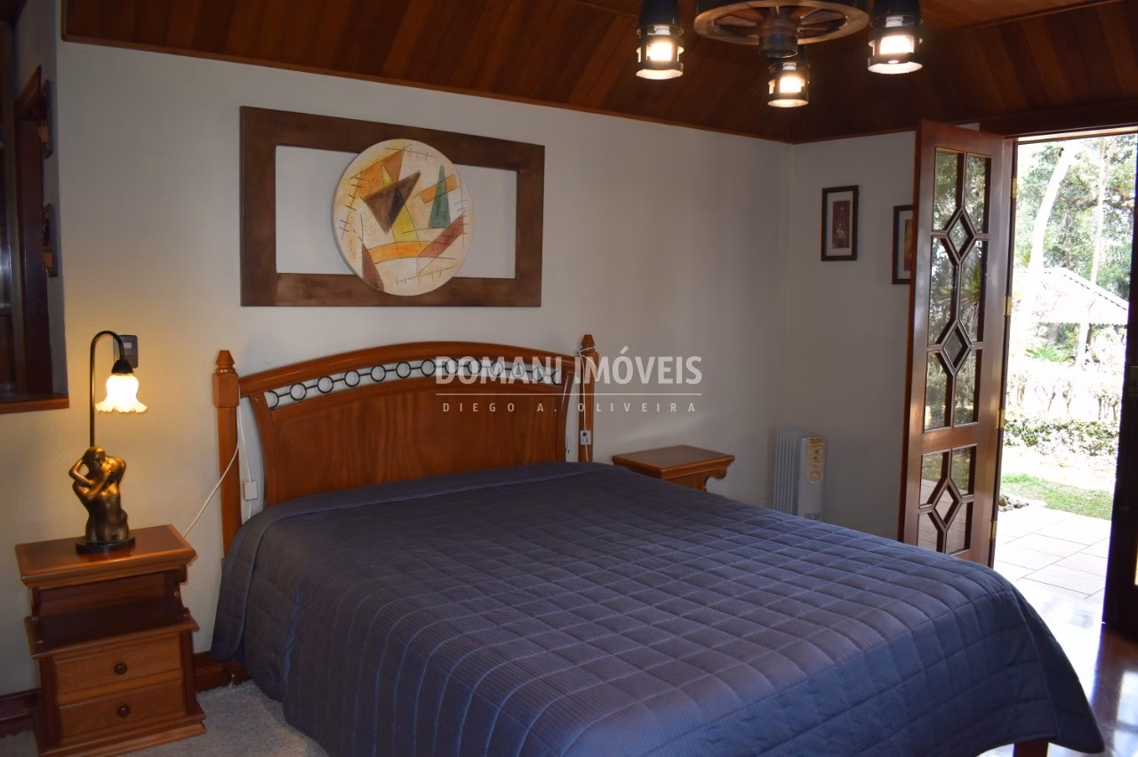 Casa de 5.250 m² em Campos do Jordão, SP