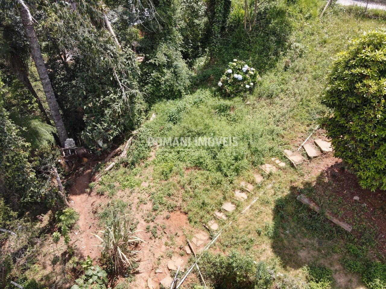 Terreno de 450 m² em Campos do Jordão, SP