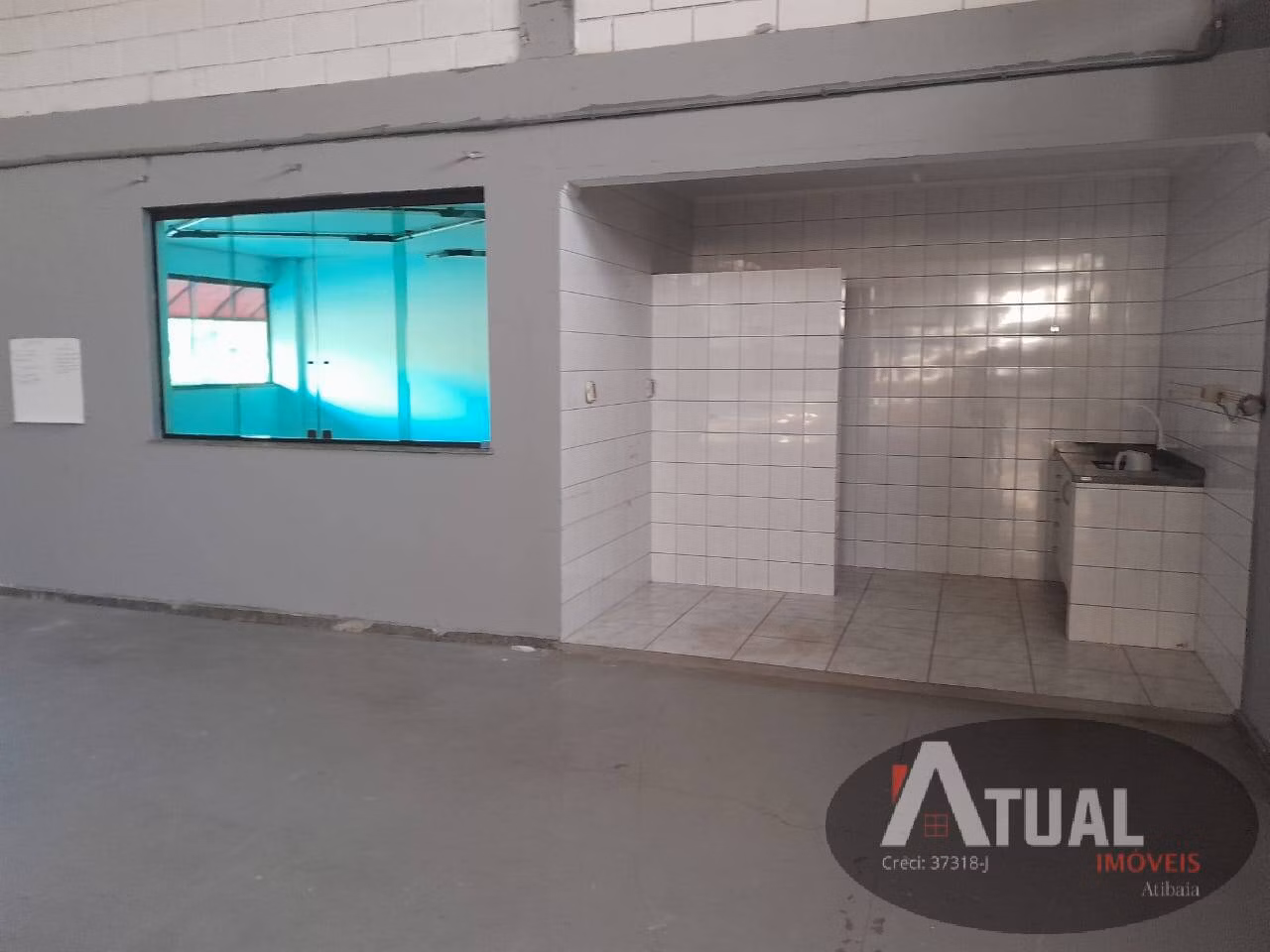Comercial de 2.300 m² em Atibaia, SP