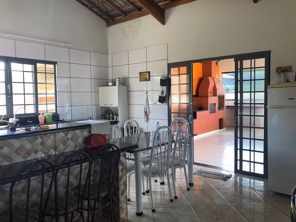 Chácara de 1.650 m² em Pouso Alegre, MG