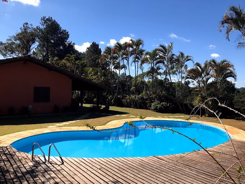 Chácara de 1 ha em Vinhedo, SP