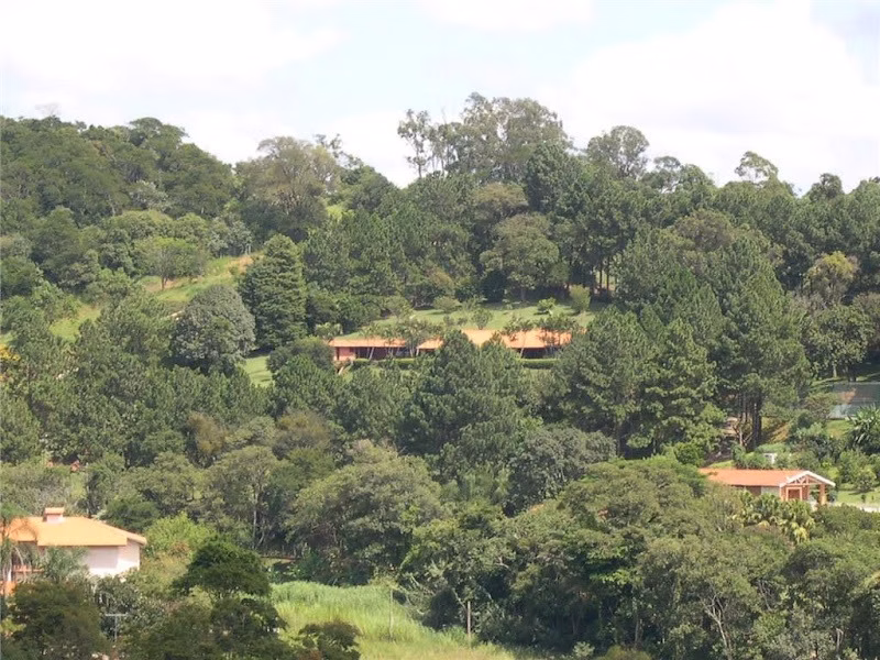 Chácara de 1 ha em Vinhedo, SP