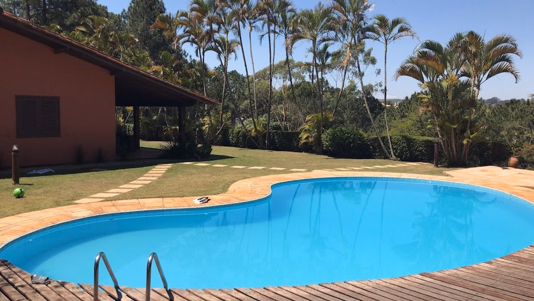 Chácara de 1 ha em Vinhedo, SP