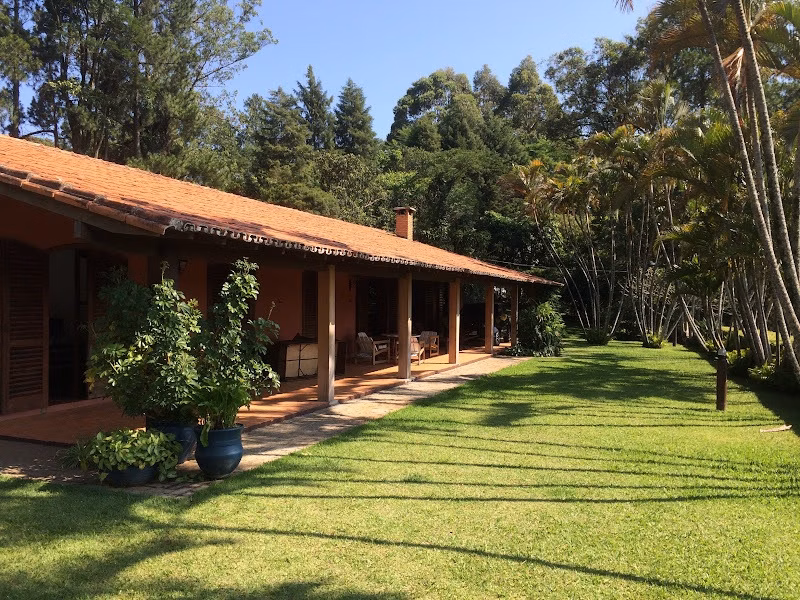 Chácara de 1 ha em Vinhedo, SP