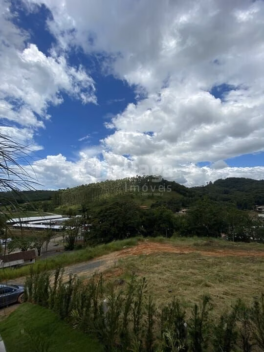 Terreno de 430 m² em Balneário Piçarras, SC