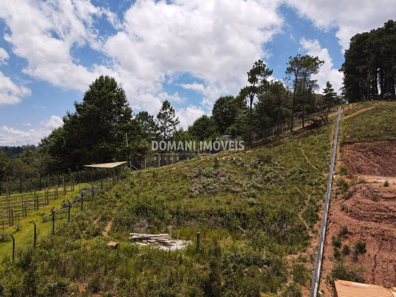 Plot of 1,350 m² in Campos do Jordão, SP, Brazil